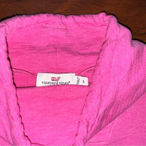 Vineyard Vines Garment Dyed Funnel Neck Shep Shirt BRight Pink
Size Small - Picture 5 of 5